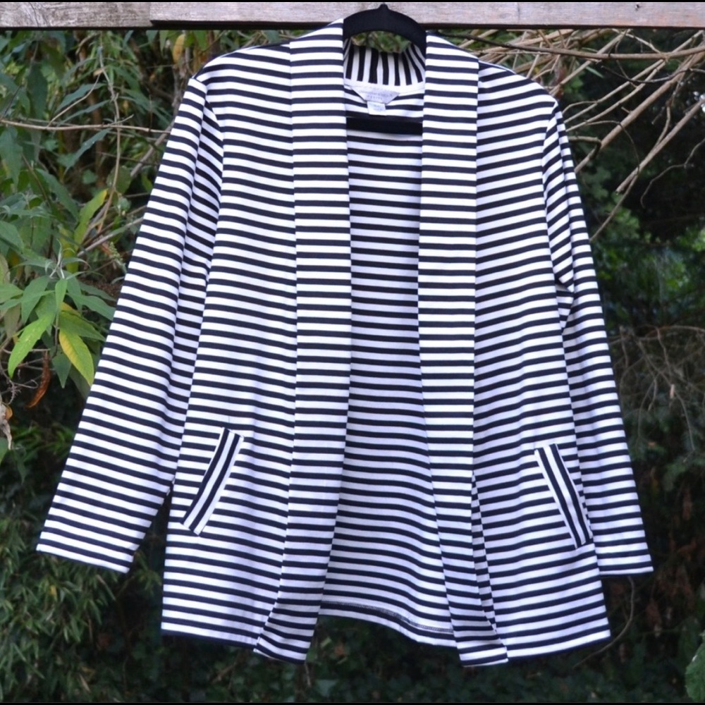 Christopher and Banks | size P/XL striped blazer